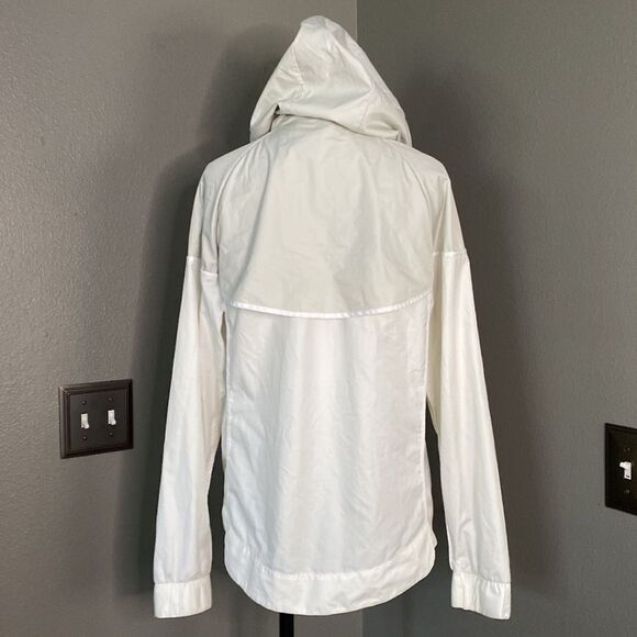 NIKE WOMENS SPORTSWEAR WINDRUNNER WOVEN HOODED JACKET 883495 133 - Picture 11 of 16